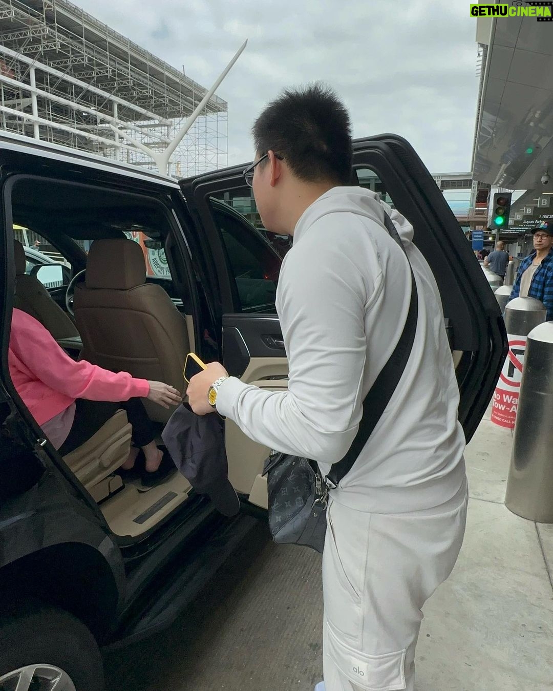 Kris Aquino - 184.8K Likes - Tuesdays are my immunosuppressant/chemotherapy day. He left to fly home on Wednesday - i only have until the end of June until i need to lessen my activities in high density places because by then my immunity will be too weak to fight any infection.
Bimb & i discussed it, nakikita ko yung stress & anxiety my bunso was feeling. He’s had to grow up so fast because he needed to learn to be responsible in helping taking care of me; kawawa kasi nakikita nya the many new physical physical manifestations because from 3 when we came to the 🇺🇸 a year ago, naging 5 na yung diagnosed autoimmune conditions ko. As his mama i felt for a few months he deserves to enjoy being 16.
i knew after a year bimb was longing to be with his various titas (my sisters, cousins, and friends); titos (my brothers in law, cousins in law and the husbands of my friends); his many cousins & the kids of my friends. i love you 🍯, it was heartwarming to see you & kuya together. Thank you @michaelleyva_ for being part of our family.
i love you w/ my whole heart, kuya & bimb. Mama promised she’ll go through all treatments so i’ll be around, God willing, while you both still need me. 💛💛💛