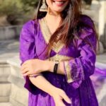 Krishna Mukherjee Instagram - Appa fer milange 💜 Wearing- @bunaai 💜 @stylebysugandhasood 💜