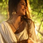 Krishna Mukherjee Instagram - बोहोत सारी बातें है दिल में मेरे ❤️ कहो तो बता दु अब।