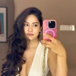 Krishna Mukherjee Instagram – Authenticity Is My Superpower. 🥂