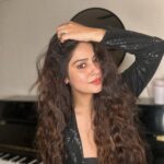Krishna Mukherjee Instagram – Sorry Guys I did not post anything since a week bcz I died and now I am alive 😅😂 #poonampandey  #stupidpublicitystunt