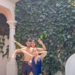 Krishna Mukherjee Instagram – Diving into the trends like..Exactly a year later in Goa & it’s always fun here 🥰

Staying at the beautiful property by @stay.elivaas , will give a complete tour soon 😍
