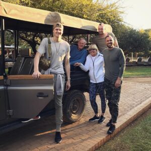 Kristaps Porziņģis Instagram - Family Safari was fun