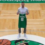 Kristaps Porziņģis Instagram - We have agreed to a contract extension with @kporzee ☘️