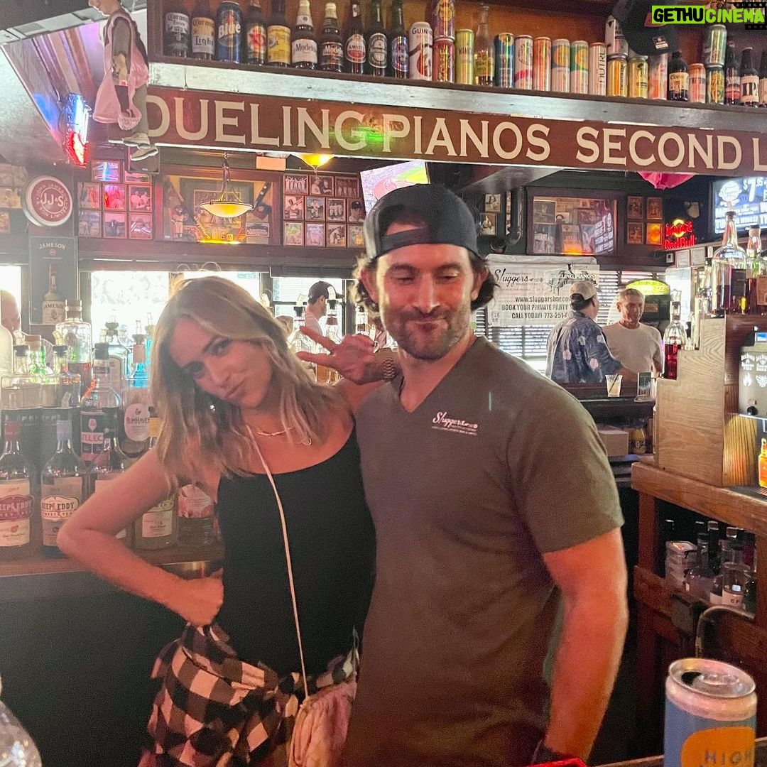 Kristin Cavallari Instagram - Chicago brings out the best of me Chicago, Illinois