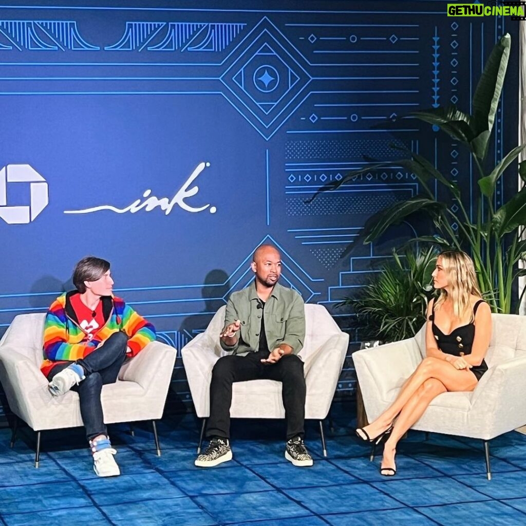 Kristin Cavallari Instagram - Today, I joined founders of other fast-growing brands at the @chase Ink Business Premier event to celebrate innovation and ingenuity in business. We talked about how @uncommonjames is competing in a crowded industry, life and business post-reality TV and the role business credit has played in our business journey. #sponsored #chasepartner #chaseink