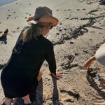Kristin Cavallari Instagram - Another truly magical day and I’m so grateful for all of these experiences. We got to help release baby turtles into the ocean this morning, which was on my bucket list, and I’ll never forget it. ✨
