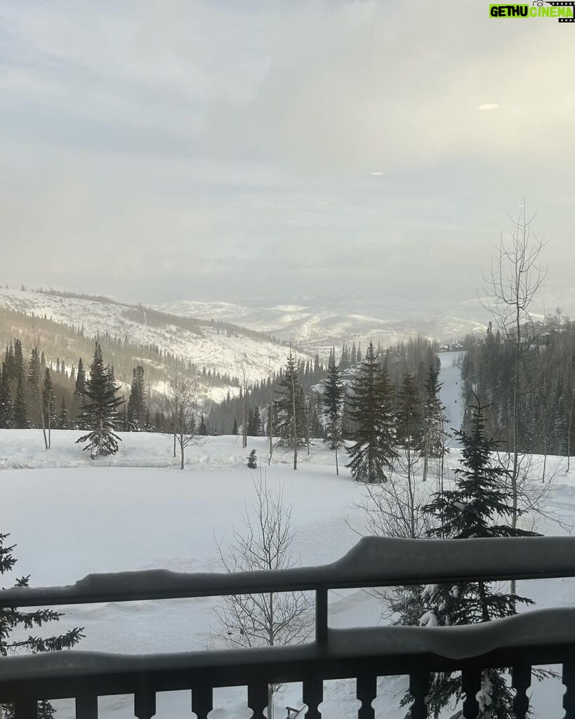 Kristin Cavallari Instagram - Well, that was fun 🏂❄🤍 Park City, Utah