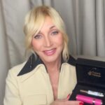 Kristina Orbakayte Instagram - Спасибо Первой национальной премии в индустрии красоты, которую провели @intercharm__ совместно с журналом @hello__ru за награду аромата “Kristina” от @tizianaterenzi 🩷 Недавно в сети @rivegaucheru этот парфюм вышел в мини-формате (travel size) Теперь мои любимые духи вы можете всегда носить с собой 💋 #кристинаорбакайте #kristina