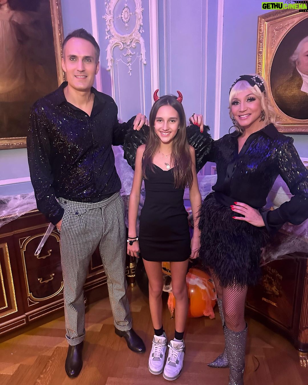 Kristina Orbakayte Instagram - Вечеринка Хэллоуин-Halloween 2023 🎃👻 #кристинаорбакайте #halloween