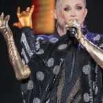 Kristina Orbakayte Instagram - Спасибо зрителям Санкт-Петербурга и всем поклонникам из разных городов, что 3 марта в Первое Воскресенье Весны вы были со мной, для меня это очень важно! И мы должны встречаться и больше радовать друг друга. Я просто люблю Вас!