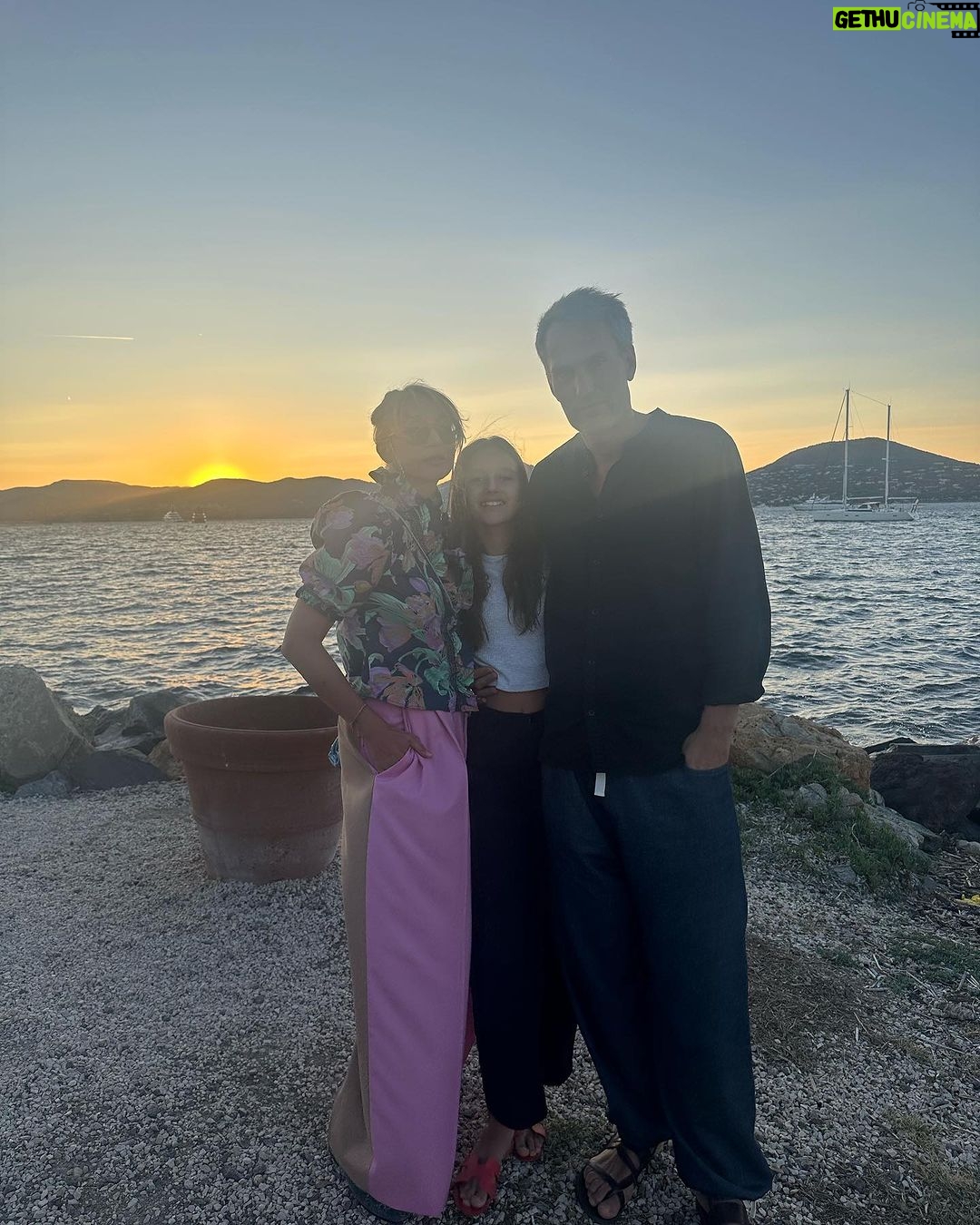 Kristina Orbakayte Instagram - Август ☀️💃🧍🏻♀️🕺🏻