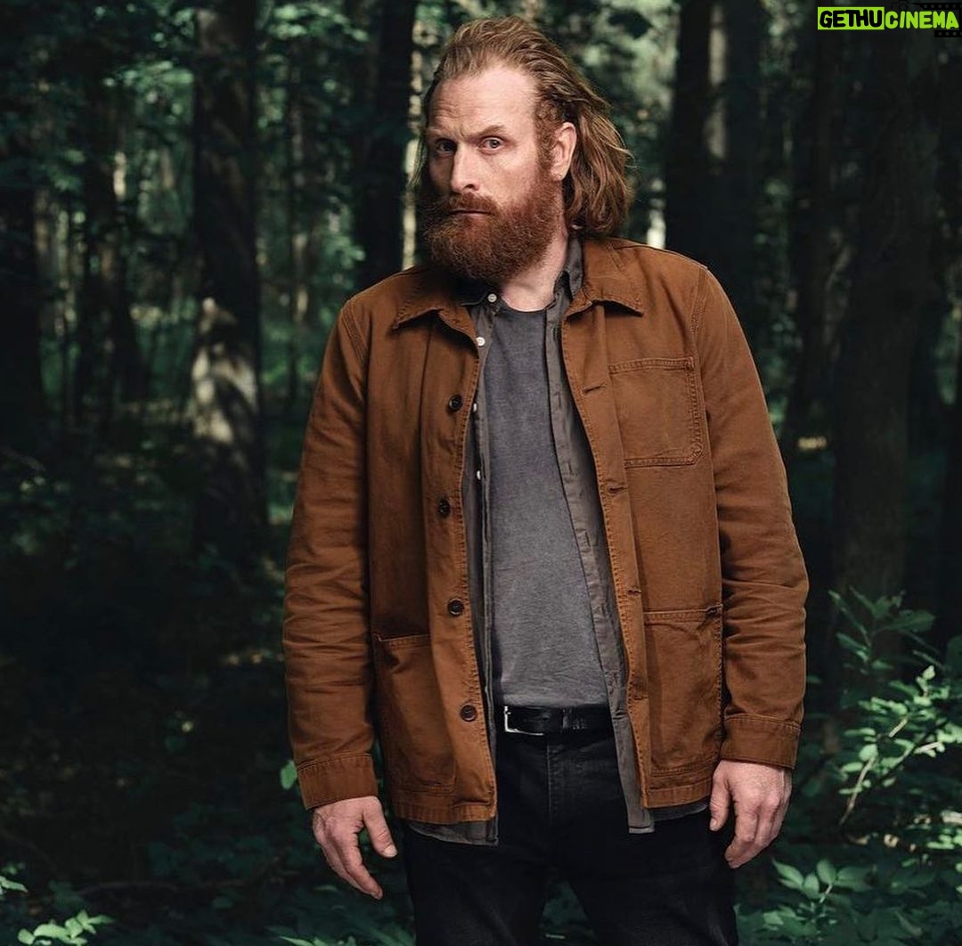 Kristofer Hivju Instagram - A new Beck movie is available on @cmore Soon at @bbc 4 and in US @mhzchoice Enjoy🤟 #peterhaber @jenniesilfverhjelm @itsmartinwallstrom @nathanaelson @annaasp @elmira.arikan