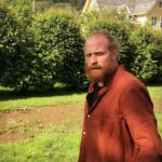 Kristofer Hivju Instagram - DUNK! Best sound ever! At @toregarden Good hit by @grymolvaerhivju as well:-)