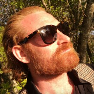 Kristofer Hivju Instagram - New and old! ♻️ These frames are made of old glasses and have been given new life! #synsamcircular is a sustainable  and cool choice #circularcollection @synsamofficial #add Video @grymolvaerhivju