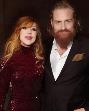 Kristofer Hivju Instagram - Thank you for a great time @sundancefilmfestival2020 Super premierenight with my wonderful wife @grymolvaerhivju for @downhill_movie Thank you @riccovero_man @tshtinasteffenakkhermansen @svetlanahairstylist @ellaguthus @jennieredd @carolinesvedbom @katehermansen #ad #sundance #downhill