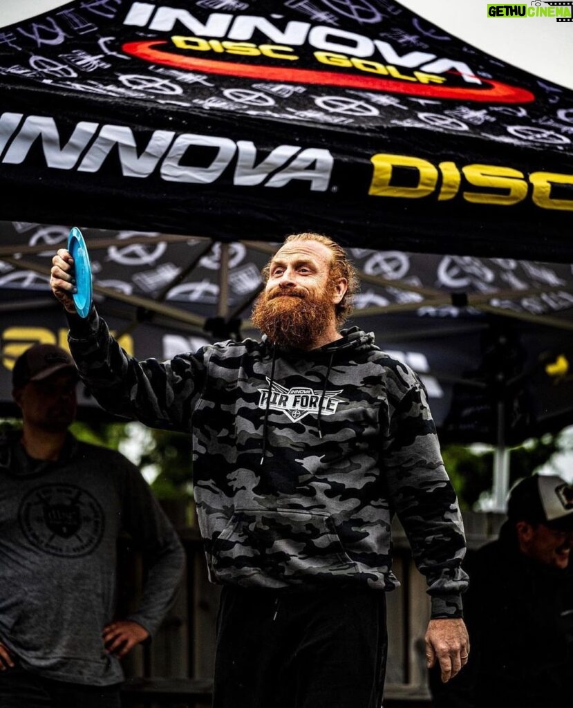 Kristofer Hivju Instagram - Oggghaa! 🥏🕺First day (of 4) @pscsulaopen is wraped! The @discgolfprotour is the world cup of discgolf and I’m «proud» to announce that I am currently second to last on the scoreboard- 🏆🤪 he he- BUT there is a new day tomorrow and I LOVE THIS game! 🙌🏻 Follow this magnificent event on @discgolfprotour LINK IN BIO Such a privilage to share field with some of the best players in the univers as the worldchamp @james_conrad_iii and @cheimborg and @kevjusa and @greggbarsby @thomasgilbert54 and meny other legends! Thanks to @innovadiscs and @gurudiscgolf for the support and great gear and to my sponser #bauhous @bauhaussverige Photo by the man, the myth, the icon @truls.vik Vassetvatnet
