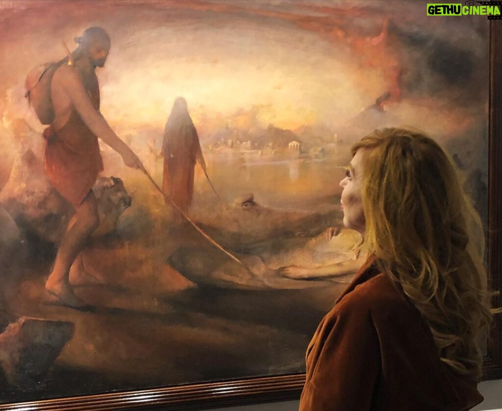 Kristofer Hivju Instagram - Odd Nerdrum goes Hollywood:)- Enriching and beautiful experience to see Odd Nerdrum's amazing exhibition at the Patrick Painter Gallery in LA! Its a must go! Wonderfull night with my wife @grymolvaerhivju and Nerdrum's wife @kitschwife and his son @odenerdrum @patrickpainterinc_ #oddnerdrum #kingofkitsch #masterpiece #master #paintings @worldwidekitsch #patrickpainter @nerdrumforever #la Patrick Painter Inc.