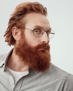 Kristofer Hivju Instagram - I appreciate the finer details in life. 🤓 Exsplore the @oscareide collection with 9 different models named after 9 different Norwegian places @synsamofficial #oscarwide @panoramaagency