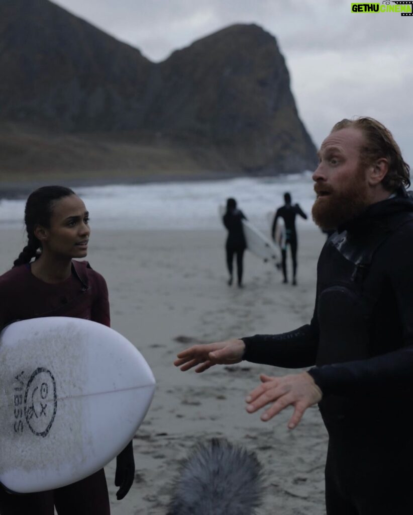 Kristofer Hivju Instagram - TJENARE SVERIGE! Tonight 22.30 TWIN on @svt and on @svtplay1 from tomorrow! Also starring your fellow Swede - the amazing @nannablondell This TV- series is a passion prodject and I realy hope you enjoy it! Ps. Comming to US and 45 other countries coon - I’ll keep you updated! #twin