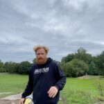 Kristofer Hivju Instagram – Thank you @innovaproshop for a great cooperation💫A pleasure to play and work with you @ferranssam and @innovawombat 🏆🎯 Shout out to @sunewentzel and  @wearediscgolf and to the great player and maker of this video @peterlundedg #sidewinder @innovanorge @innova Ps. If you want one – link in bio🥏
