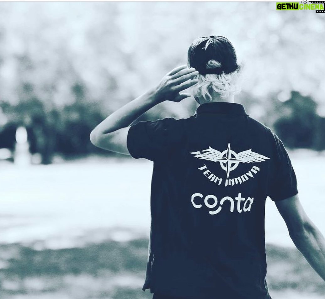 Kristofer Hivju Instagram - The Norwegian discgolf supertalent 🥏 @knut_haaland 🇳🇴has a 5th place in #jonesboroopen in US 🇺🇸- the final is today! «You throw as beats Knut»💪 Follow the event live on @discgolfnetwork Check out tourmanager @truls.vik for updates about Knut and Norwegian disk- beast @peterlundedg and Islandic @blaer_orn on their US discgolf adventure ✨🏆🏆🏆🌟 @innovadiscs @innovanorge @discgolfprotour And for todays final: «Go Knut! You have your Viking ancestors in the back when you grab your discs today! I send you a roar from the mountains of Norway and wish you the best of luck!»