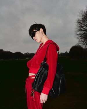 Krit Amnuaydechkorn Instagram - ❤️‍🔥 @balenciaga