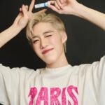 Krit Amnuaydechkorn Instagram – อยากรู้มั้ย ว่าอะไรเป็นมิตรกับพีที่สูดดด? 👀
 
🥰 ก็เป๊ปเปอร์มิ้นท์ ฟิลด์ ไงงง ช่วยเติมความสดชื่นให้พีได้ทุกวัน ด้วยส่วนผสมที่ดีอย่างเป๊ปเปอร์มิ้นท์ ออยล์ และยูคาลิปตัส ออยล์ ให้ทุกครั้งที่สูดเป็นลมหายใจที่มีคุณภาพ
 
แอบกระซิบ! ดมได้บ่อย ไม่แสบด้วยนะ
 
👉 หาซื้อง่ายมาก ที่ 7-Eleven หรือซื้อผ่านช่องทางออนไลน์ที่ Lazada : Bertram1958
 
#PeppermintFieldxPPKrit  #PeppermintField  #ลมหายใจที่มีคุณภาพ  #ยาดม