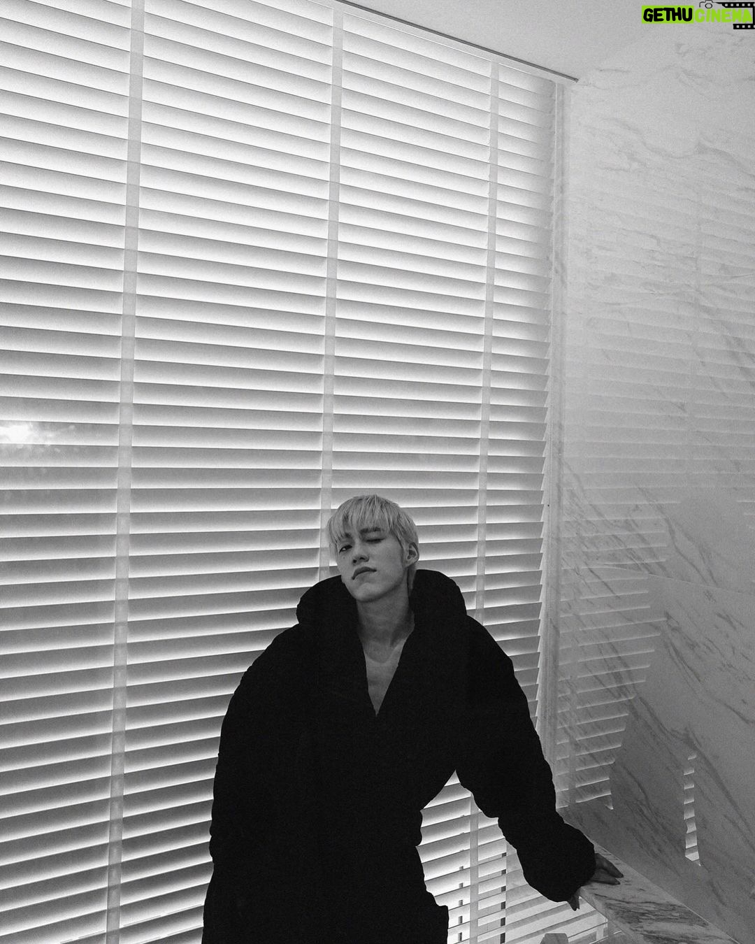 Krit Amnuaydechkorn Instagram - 🧖