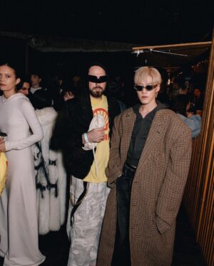 Krit Amnuaydechkorn Instagram - 🤎 @balenciaga