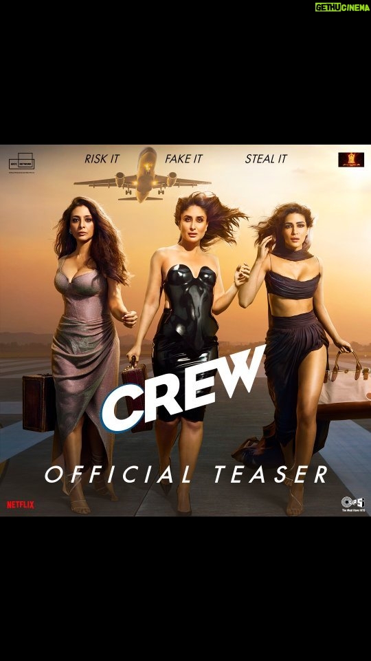 Kriti Sanon Instagram - Kursi ki peti baandh lein, kyuki yahan ka taapmaan aapke liye bahot garm hone vala hai ❤‍🔥 #CrewTeaser out now #CrewInCinemasOnMarch29 @tabutiful @kareenakapoorkhan @diljitdosanjh and a special appearance by @kapilsharma @saswatachatterjeeofficial #RajeshSharma @shobha9168 @anilskapoor @ektarkapoor @rheakapoor @kumartaurani @rajoosworld #MehulSuri @nidsmehra @jpaarth @vivek.koka @anirudh_k_sharma @balajimotionpictures @akfcnetwork @tips