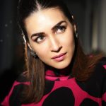 Kriti Sanon Instagram - V I N T A G E In @gucci 2009 RTW by Frida Gianni @sovain__official #VintageGucci HMU @aasifahmedofficial @adrianjacobsofficial Styled by @sukritigrover Team @vanigupta.23 📸 @pixel.exposures