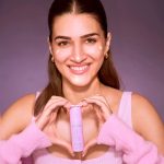 Kriti Sanon Instagram - LAUNCH ALERT! 💜 We at Hyphen are excited to have created the Retinal Reset Serum with Encapsulated Retinal 🕰️💜 Using retinoids in my night routine has been a game changer for me in the past 3 years! And we had to hyphen it for you guys 🫶 This serum is 30% more effective than regular retinol, is gentle and has been crafted with a blend of many amazing natural & active ingredients to reset your skin's clock and boost collagen! We have hyphened it in 2 strengths : 0.05% encapsulated retinal for beginners and a Pro version with 0.1% encapsulated retinal. If you haven’t started your Retinoid journey yet, its never too late to hyphen it to your routine! #ResetTheClock Shop now on letshyphen.com or Amazon, Flipkart and Nykaa! With love, Kriti Sanon #Letshyphen #HyphenSkincare #ResetTheClock #RetinalResetSerum #EncapsulatedRetinal