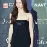 Krystal Jung Instagram - 유림이로 상 받았어요💛 우와! 우리 거미집팀 감사합니다✨ 춘사국제영화제 감사합니다✨