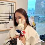 Krystal Jung Instagram - 비오는 날☔️
