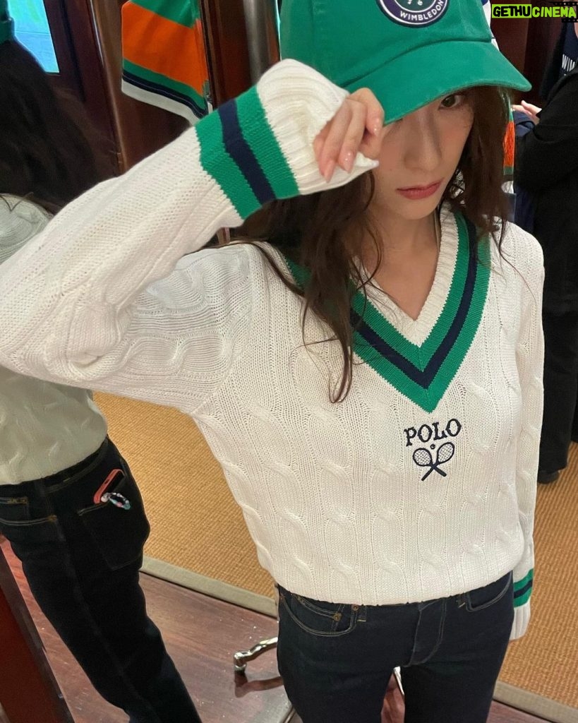 Krystal Jung Instagram - 🧢 geared up for the @wimbledon finals at the @ralphlauren flagship store! London, United Kingdom