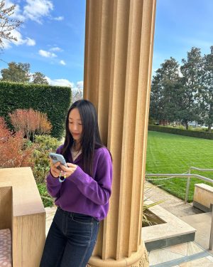 Krystal Jung Instagram - 👯‍♀️👯‍♀️👯‍♀️
