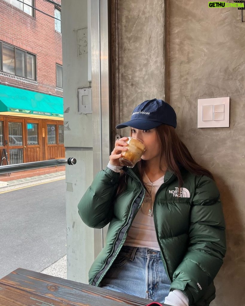 Krystal Jung Instagram - ☕️