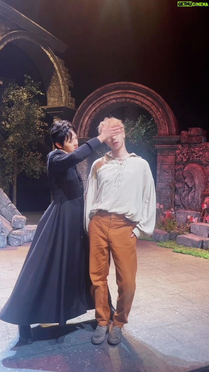 Krystian Wang Instagram - ⛪️ #나르치스와골드문트 #narzissandgoldmund #youandme