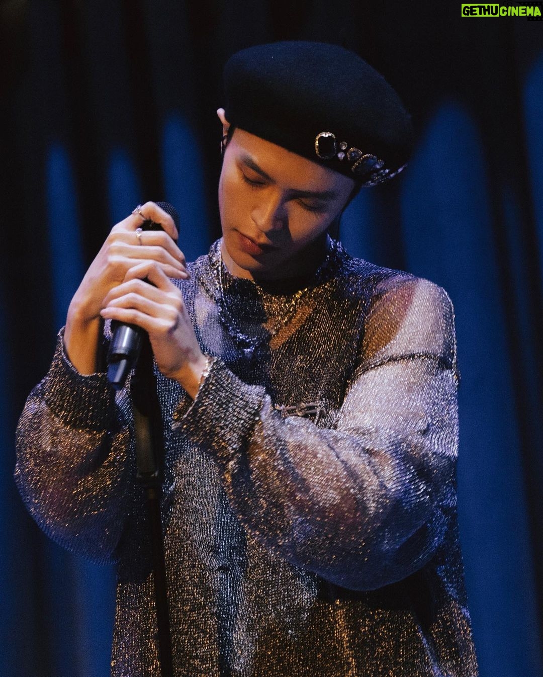 Krystian Wang Instagram - first time performing at @bluenoterecords thank you TME x @billboard