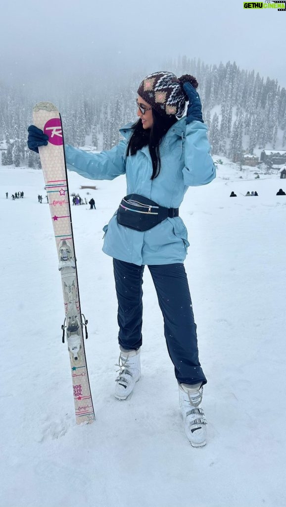 Krystle D'Souza Instagram - I didn’t think this was close to being possible! But learning to ski is a major bucket list tick ✔️ What an adventurous birthday trip filled with extreme weather conditions and the process of learning this crazy sport ⛷️ Coming back for more next snow season❄️ Also a big thank you @omgluxuryholiday for planning the entire trip and giving me Major as my trainer ! He made me feel so confident and legit did everything in his power to make sure I don’t fall and learn the basics of skiing in just 3 days 🎿 . . . #gulmarg #kashmir #ski #skiing #slopes #snow #winter #winterwear #snowgear #travel #india