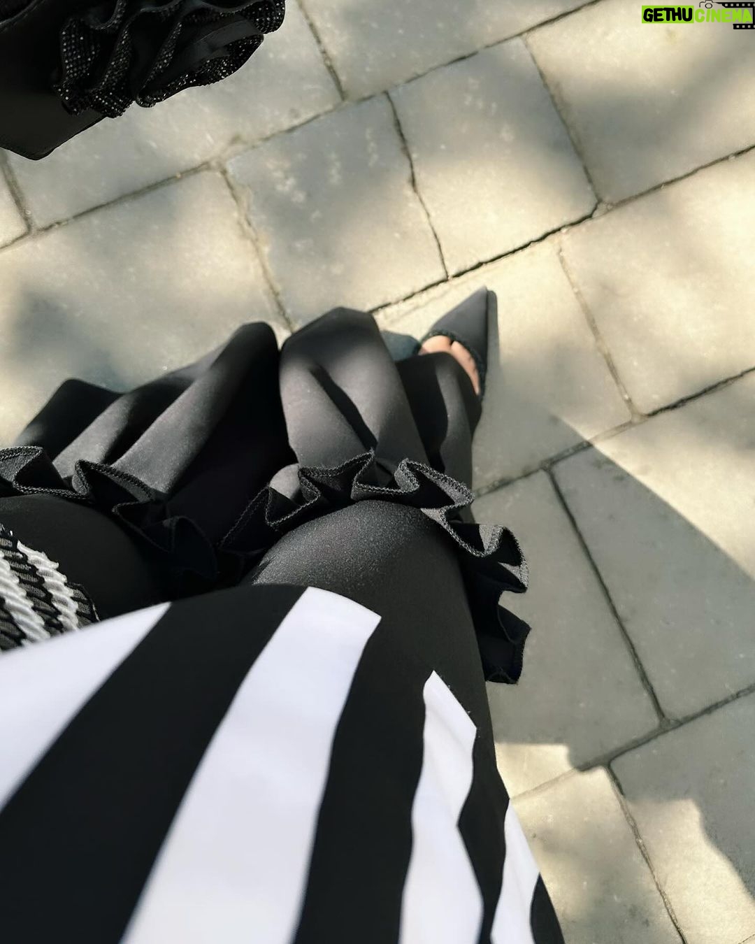 Krystle D'Souza Instagram - 🖤🤍 . . Outfit - @thepretco Pr - @_vaishnavii.3011