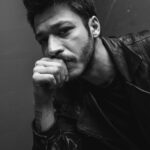 Kubilay Aka Instagram - 🖤 📸: @emreyunusoglu_