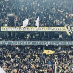 Kubilay Aka Instagram - Sanırdım ki aşklar ancak filmlerde böyle!💛💙 Fenerbahçe Şükrü Saraçoğlu Stadı