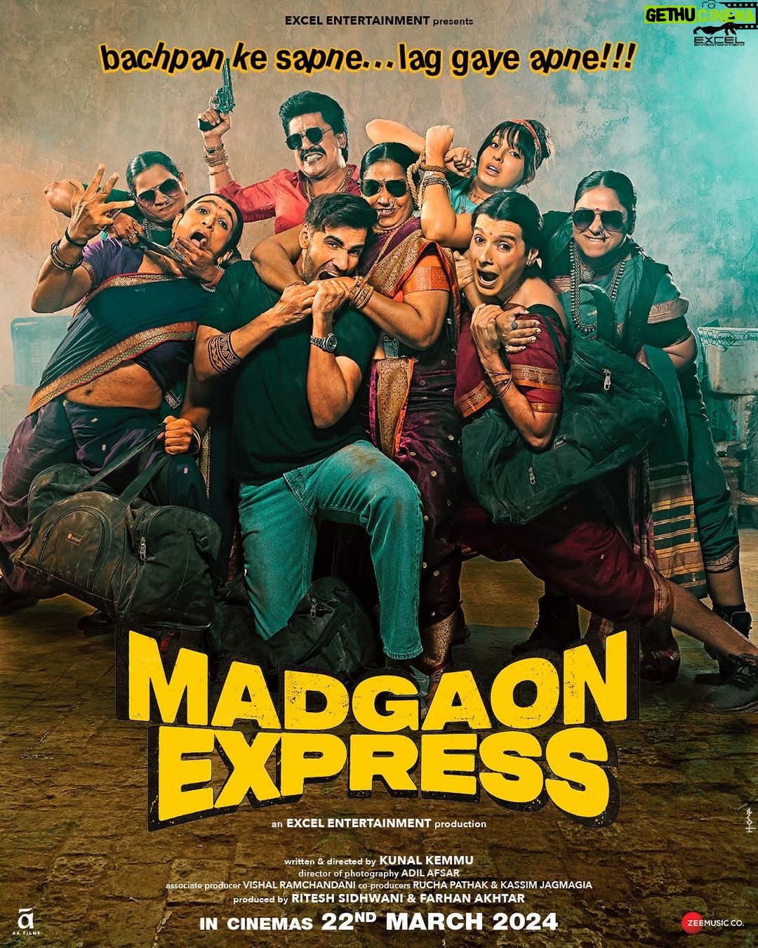 Kunal Khemu Instagram - Picture toh 22nd ko aari hai. Lekin aaj 3 baje aa raha kuch bhot bhaari hai😉#MadgaonExpressTrailer drops today at 3 PM. Stay tuned.