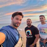 Kunal Khemu Instagram - Sun sand and sea Food friends and fun #thankyoulife