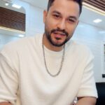 Kunal Khemu Instagram - ISPL-t10 ka Grand Opening Ceremony bole toh full-on dhamaal! Have you booked your tickets yet? Head to Book My Show and grab your now! #Street2Stadium #ISPL #NewT10Era #EvoluT10n #ZindagiBadalLo #BookMyShow #Khiladi11 #Masters11 #OpeningCeremony @sachintendulkar @ravishastriofficial @surajsamat @amol_kale76 @advocateashishshelar