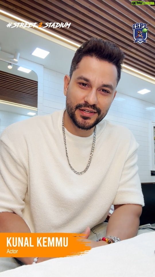 Kunal Khemu Instagram - ISPL-t10 ka Grand Opening Ceremony bole toh full-on dhamaal! Have you booked your tickets yet? Head to Book My Show and grab your now! #Street2Stadium #ISPL #NewT10Era #EvoluT10n #ZindagiBadalLo #BookMyShow #Khiladi11 #Masters11 #OpeningCeremony @sachintendulkar @ravishastriofficial @surajsamat @amol_kale76 @advocateashishshelar