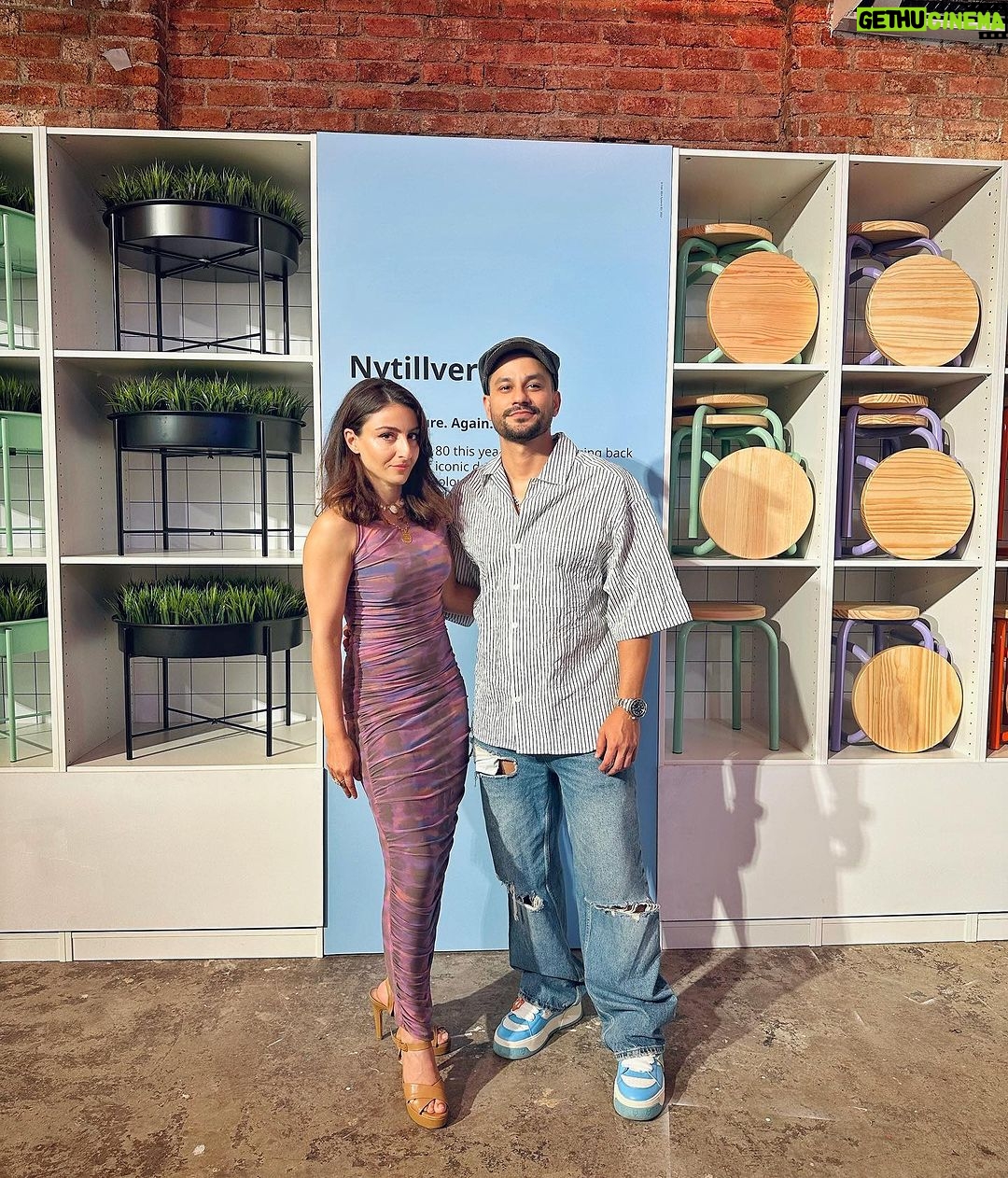 Kunal Khemu Instagram - Excited to celebrate 80 years of this wonderful brand and to meet some of the key people behind the inspirational home furnishing set-ups and heart warming decor! @ikea.india #IKEAICONIC #IKEA80 🎉