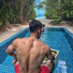 Kunal Khemu Instagram – Just being an Aquaholic @kandima_maldives 🏖️ 
#mykindofplace #kandimamaldives #maldives 
#aquaholic #ocean #deep #beach #beachlife